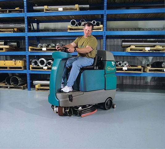 T7 Ride-On Floor Scrubber alt 9